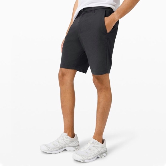 Lululemon Commission Short Classic 9" *Ventlight Mesh Obsidian - Picture 1 of 11
